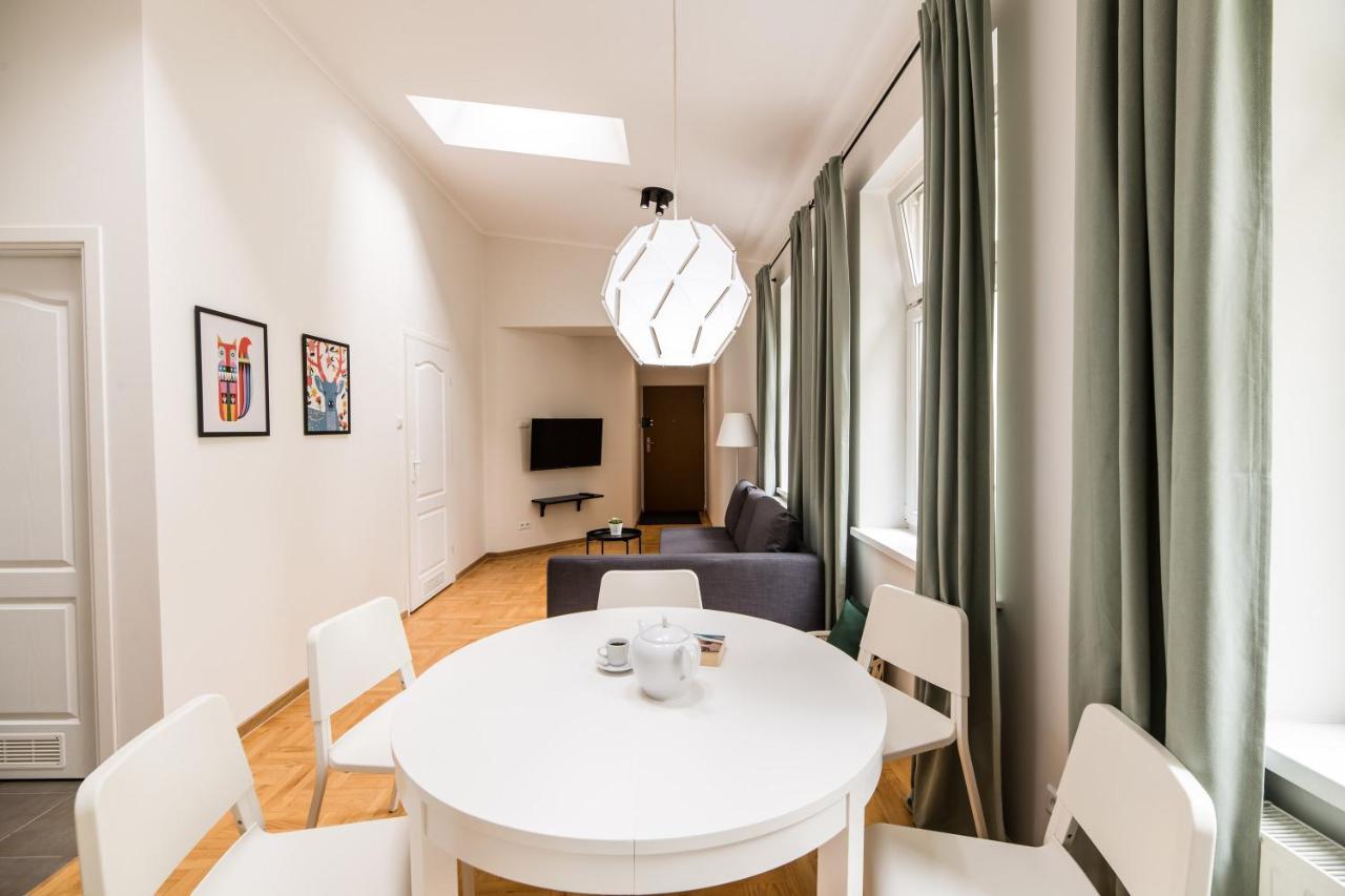 Native Apartments Czysta 5 Krakow Ngoại thất bức ảnh